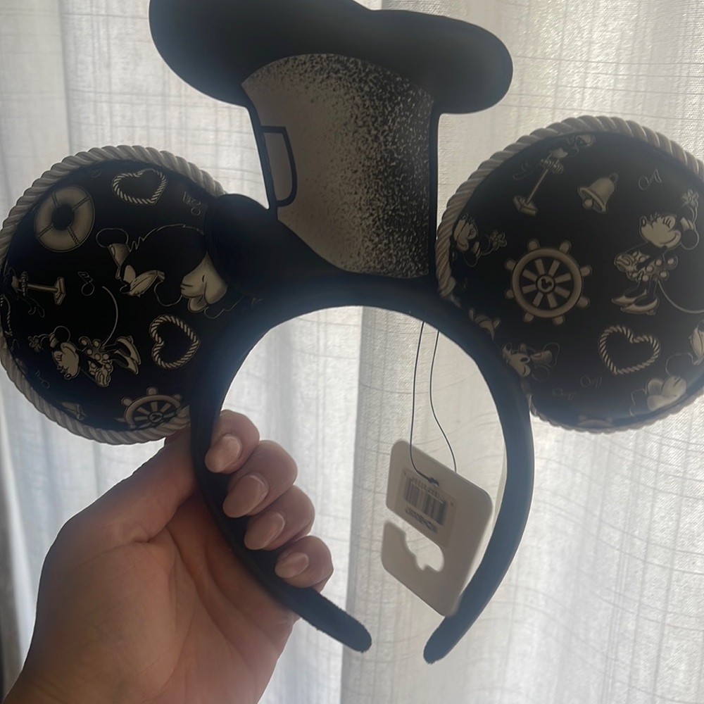 Disney loungefly Mickey ears